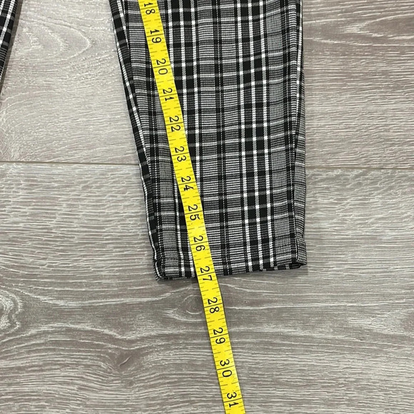 NWOT Hot Topic High Rise Black and White Plaid Pants XS - Picture 15 of 16